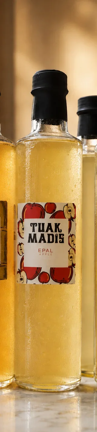 Tuak Apple bottle